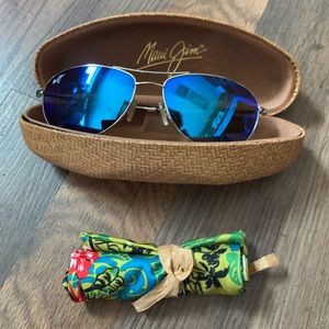 NWOT Maui Jim blue mirrored sunglasses with sliver frame